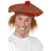 Op deze afbeelding zie je een Accessoires, van het merk Smiffy's. Schotse Hoed