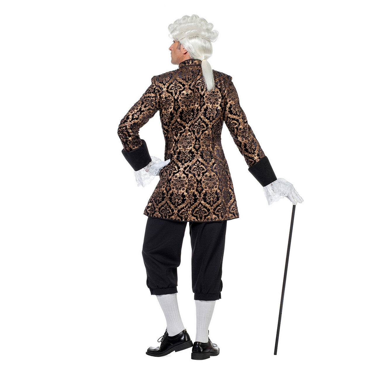 Op deze afbeelding zie je een Kostuums, van het merk Wilbers. Markies Louis De Sade Man Kostuum