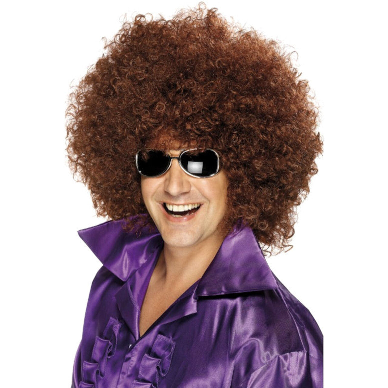 Op deze afbeelding zie je een Accessoires, van het merk Smiffy's. Grote Afro Pruik Bruin