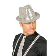 Op deze afbeelding zie je een Accessoires, van het merk Wilbers. Mister Showman Gangsterhoed Pailletten Zilver
