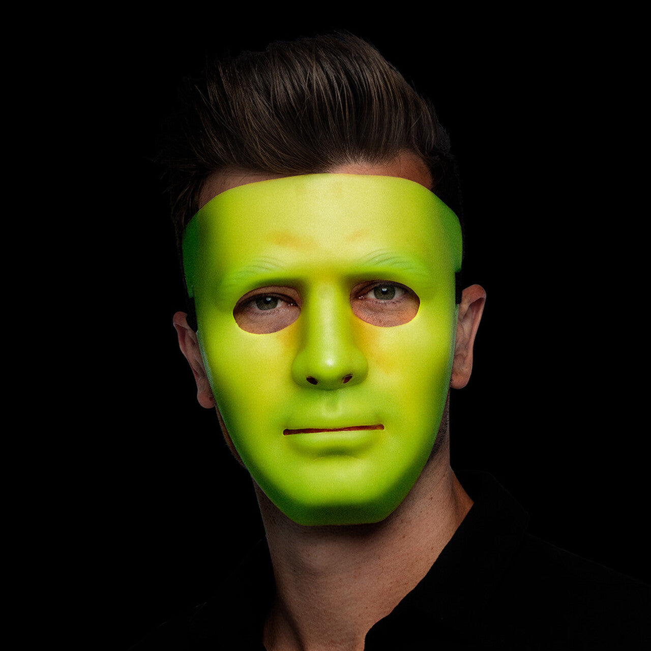 Op deze afbeelding zie je een Accessoires, van het merk Boland. Masker Mime Glow In The Dark