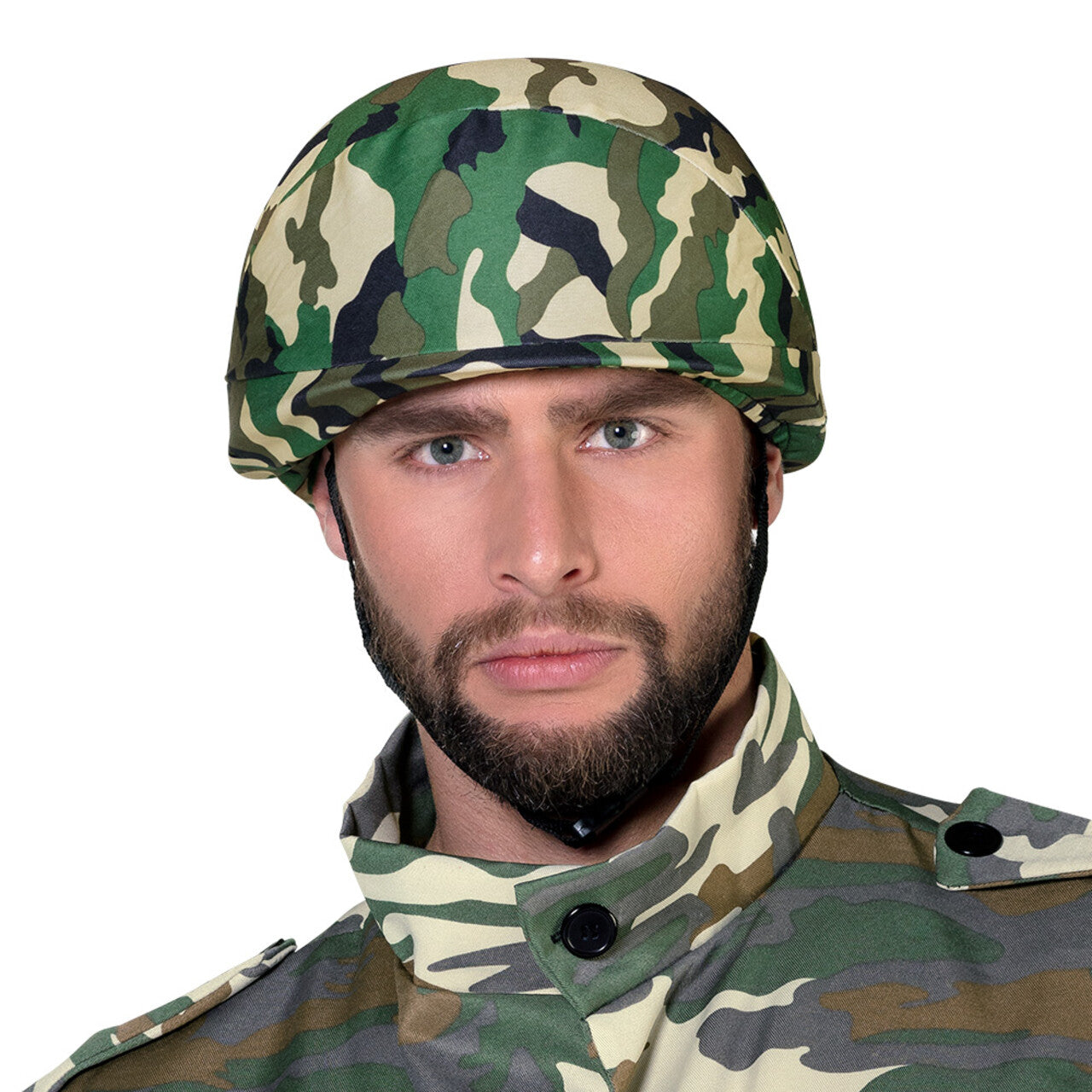Op deze afbeelding zie je een Accessoires, van het merk Boland. Camo Helm Militair Met 5 Kogels
