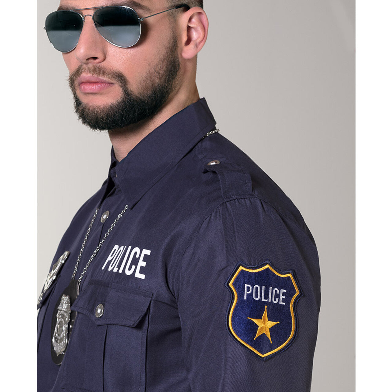 Op deze afbeelding zie je een Kostuums, van het merk Boland. Stoere Politie Blouse Wout Man