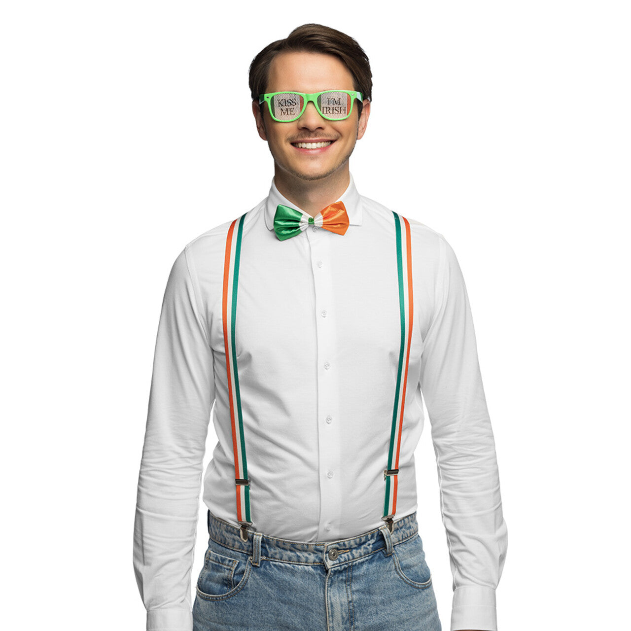 Op deze afbeelding zie je een Accessoires, van het merk Boland. Kiss Me Im Irish Set