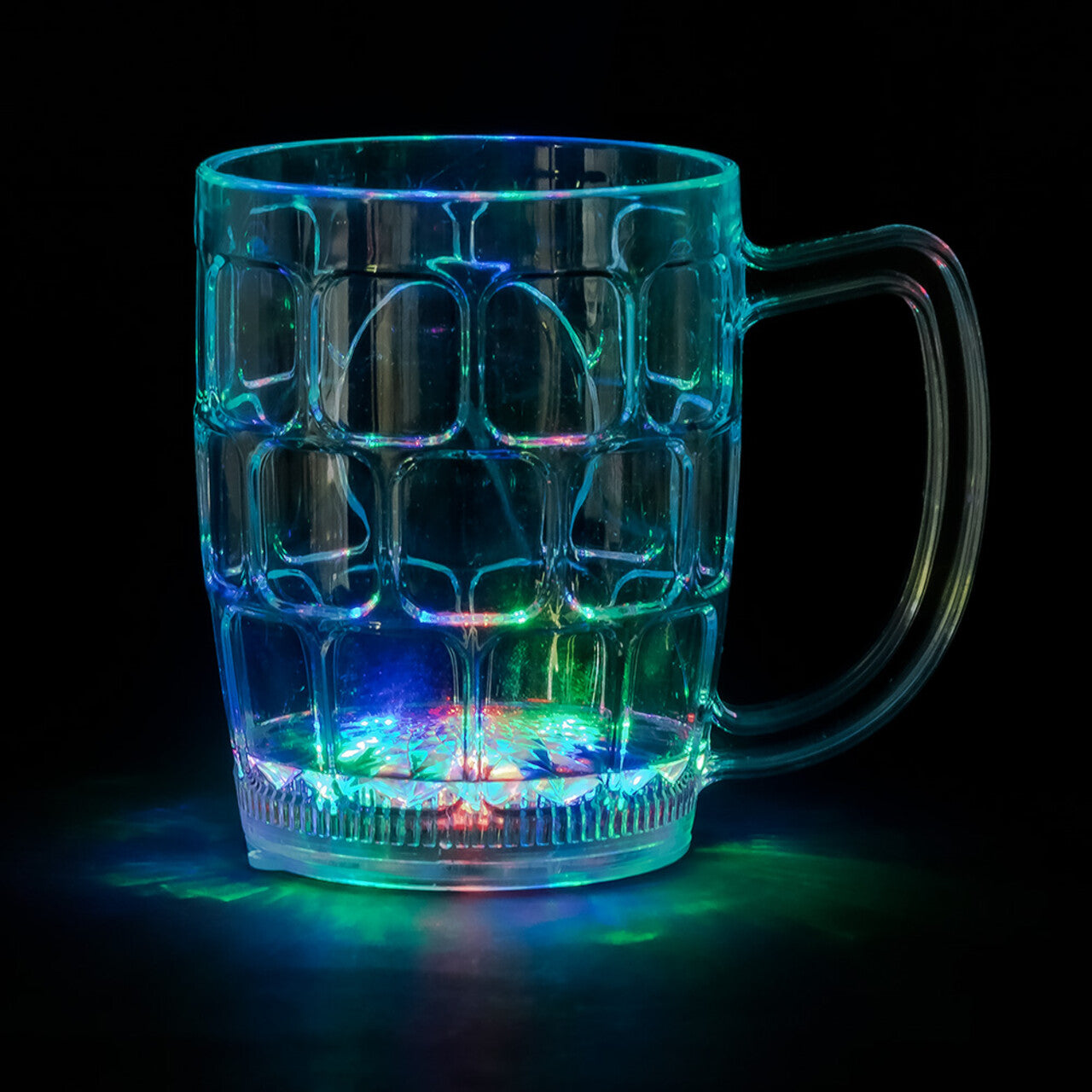 Op deze afbeelding zie je een Decoratie, van het merk Boland. Party Bierpul Met Licht Happy Beer