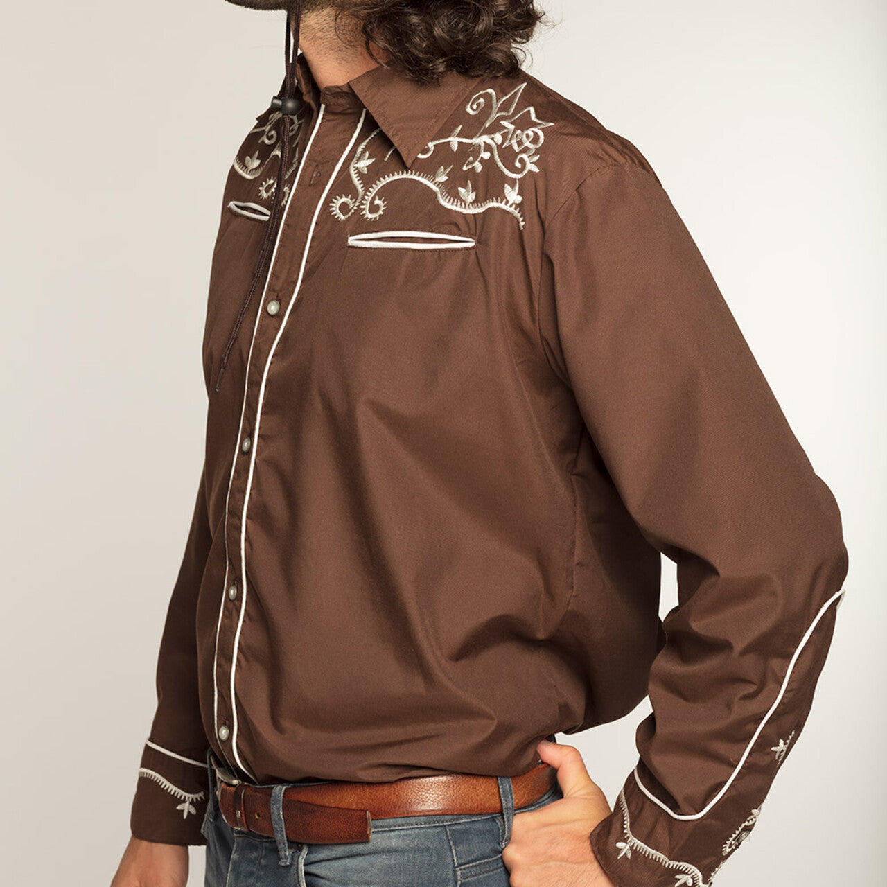 Op deze afbeelding zie je een Kostuums, van het merk Boland. Saloon Saul Overhemd Bruin Man