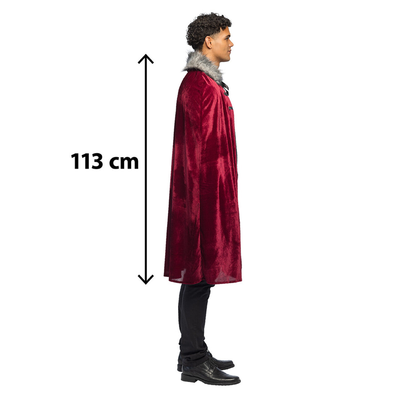 Op deze afbeelding zie je een Kostuums, van het merk Boland. Cape Crimson Bordeaux 113 Cm