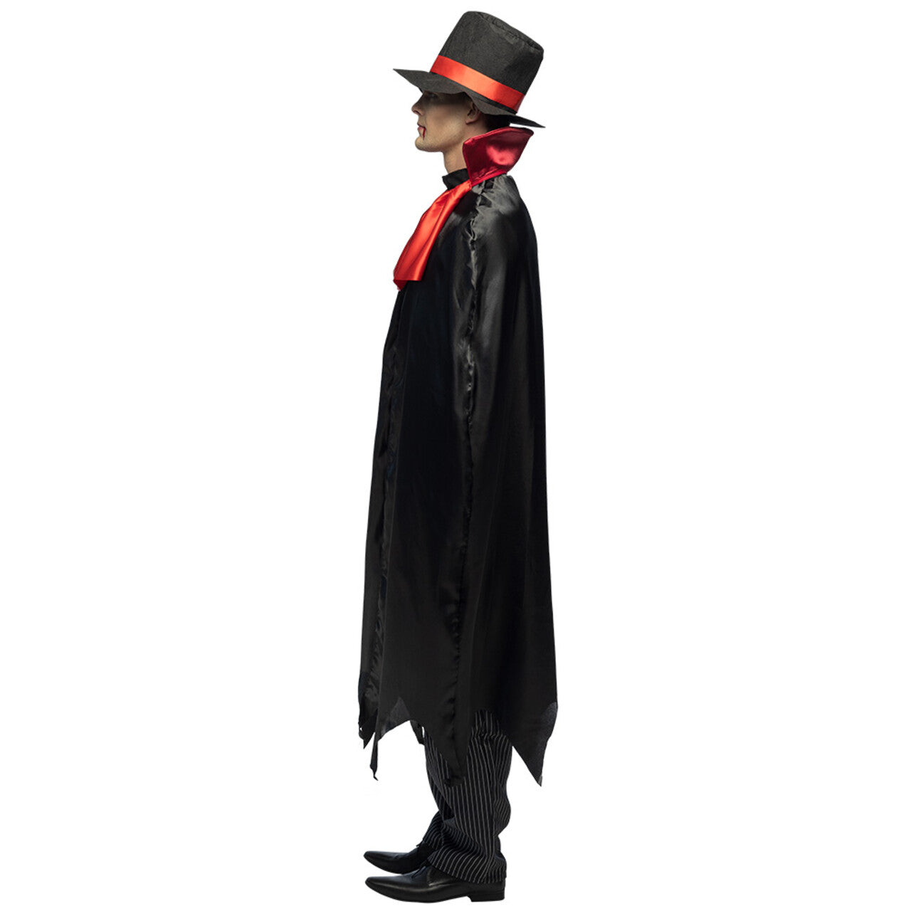 Op deze afbeelding zie je een Kostuums, van het merk Boland. Bloody Graaf Dracula Man Kostuum