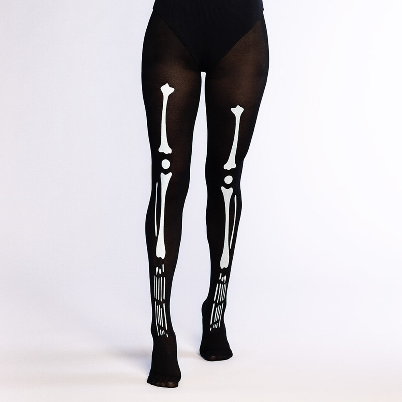 Op deze afbeelding zie je een Accessoires, van het merk Boland. Panty Bones Legs