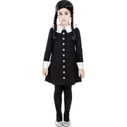 Op deze afbeelding zie je een Kostuums, van het merk Funidelia. Wednesday Addams Uit The Addams Family Meisje Kostuum
