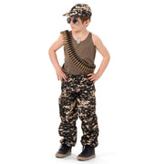 Op deze afbeelding zie je een Kostuums, van het merk Funny Fashion. Army Arnold Jongen Kostuum