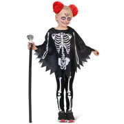 Op deze afbeelding zie je een Kostuums, van het merk Funny Fashion. Vliegend Skelet Sylvie Poncho Meisje