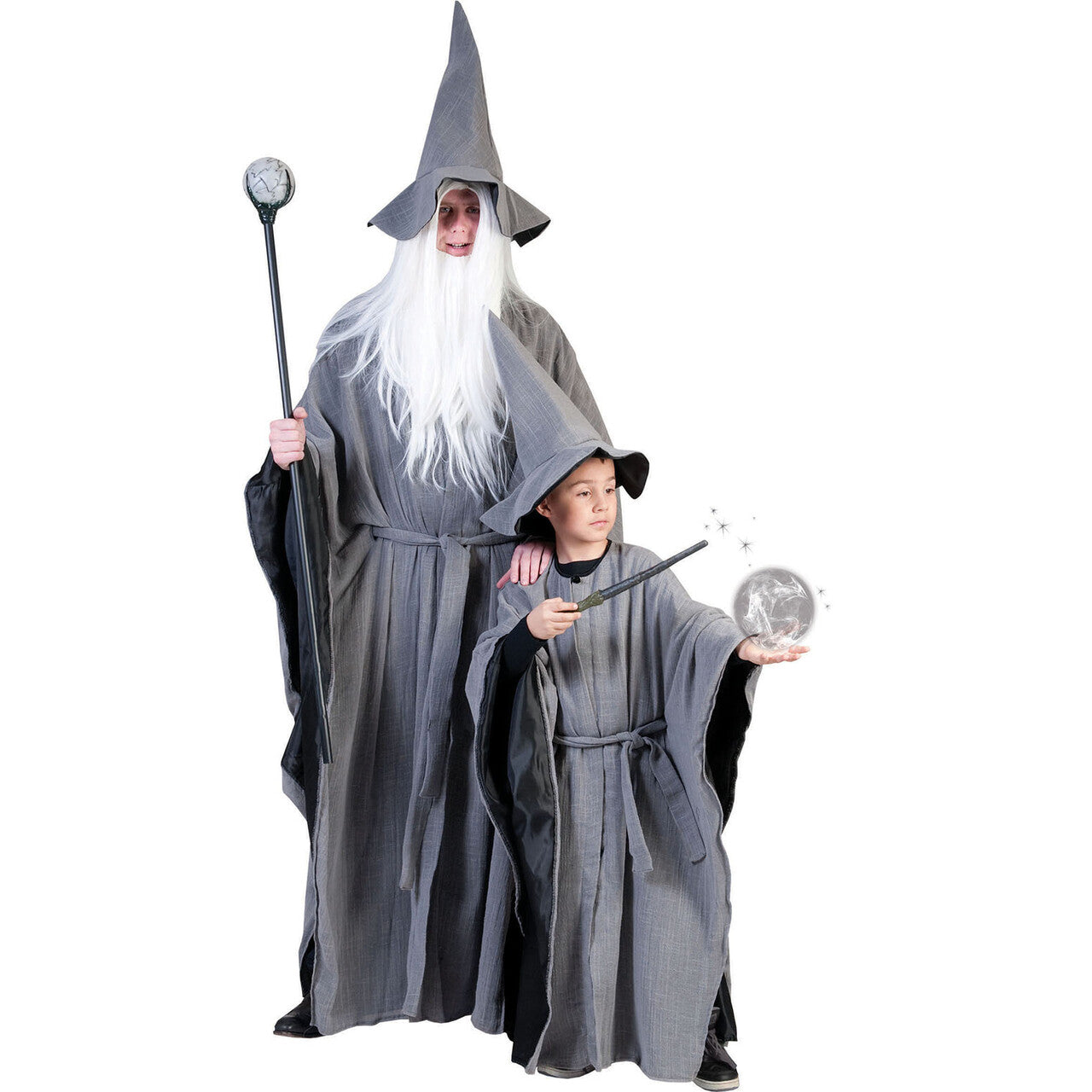 Op deze afbeelding zie je een Kostuums, van het merk Funny Fashion. Middenaarde Tovenaar Man Kostuum