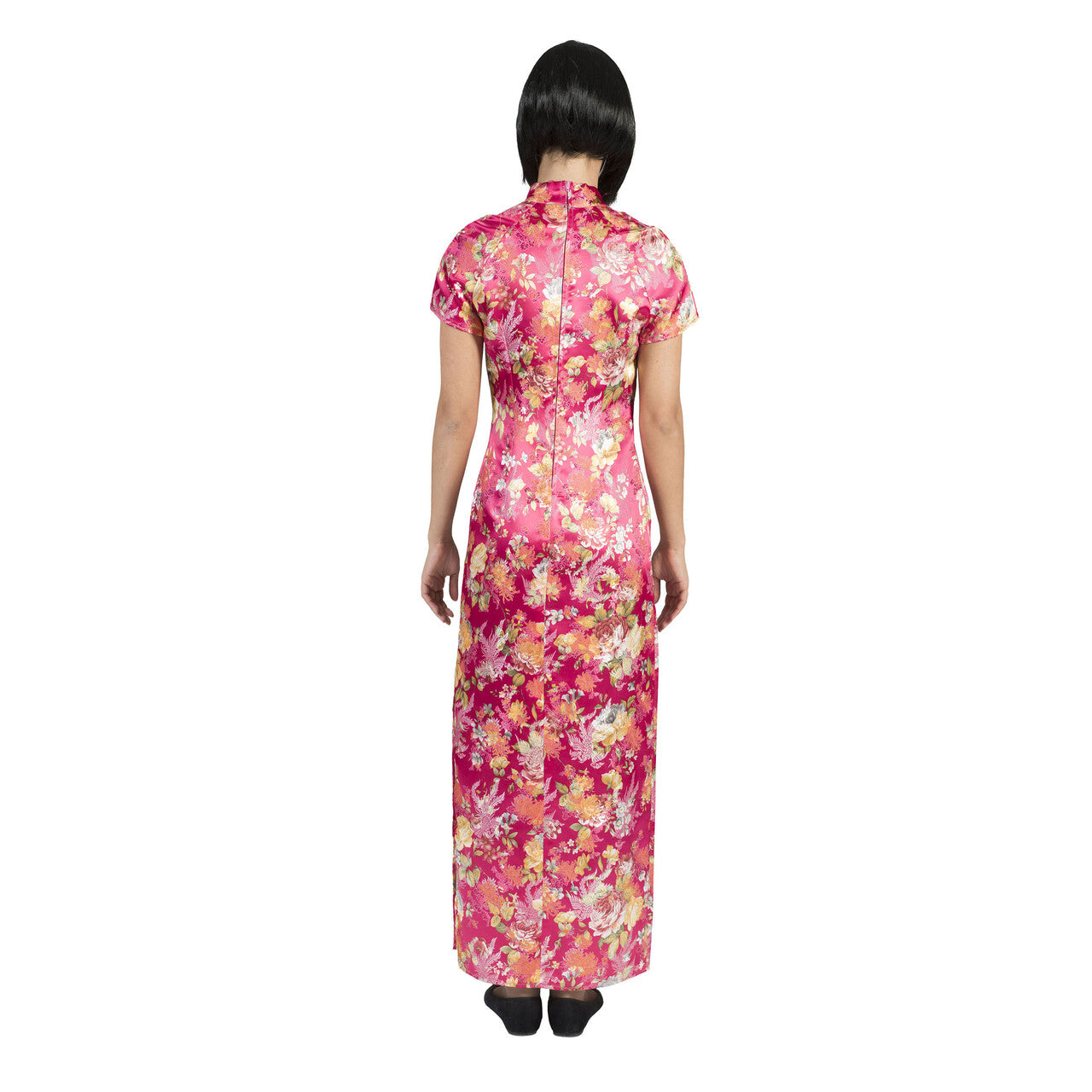 Op deze afbeelding zie je een Kostuums, van het merk Funny Fashion. Lange Kimono Shasaka Vrouw Kostuum