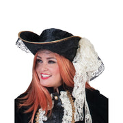 Op deze afbeelding zie je een Accessoires, van het merk Funny Fashion. Chique Hoed Pirate Black Jackie