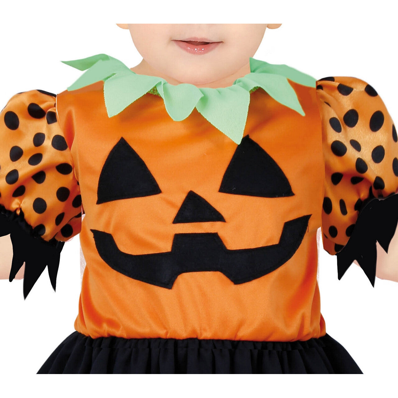 Op deze afbeelding zie je een Kostuums, van het merk Guirca. Dotty Pumpkin Dora Meisje Kostuum