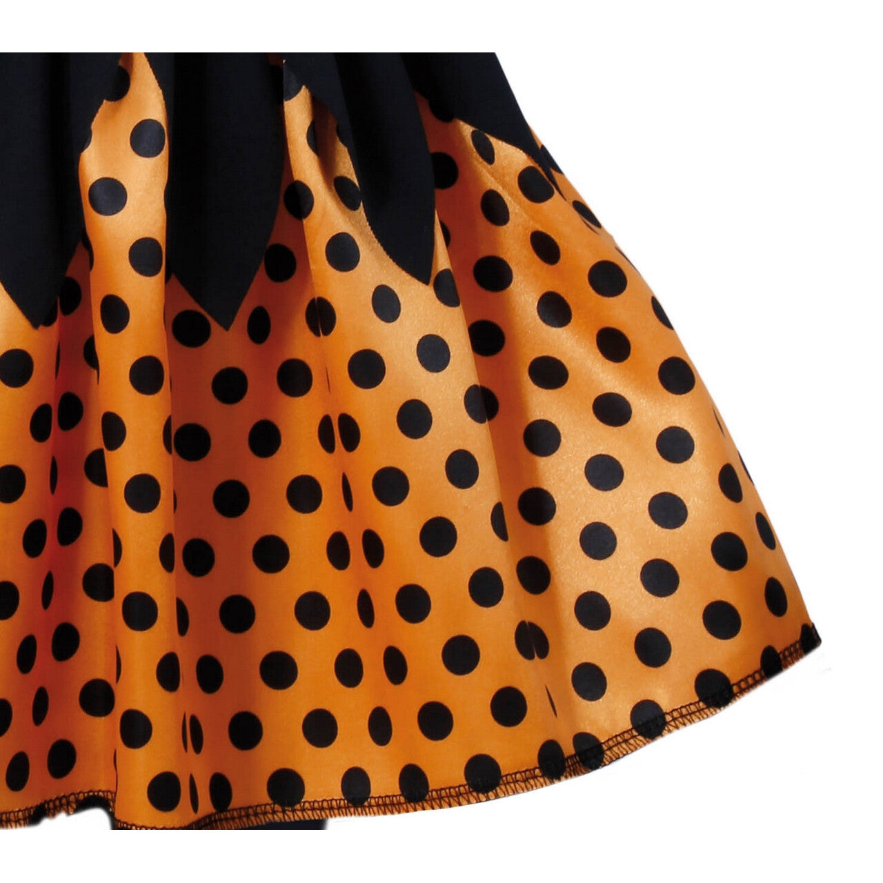Op deze afbeelding zie je een Kostuums, van het merk Guirca. Dotty Pumpkin Dora Meisje Kostuum