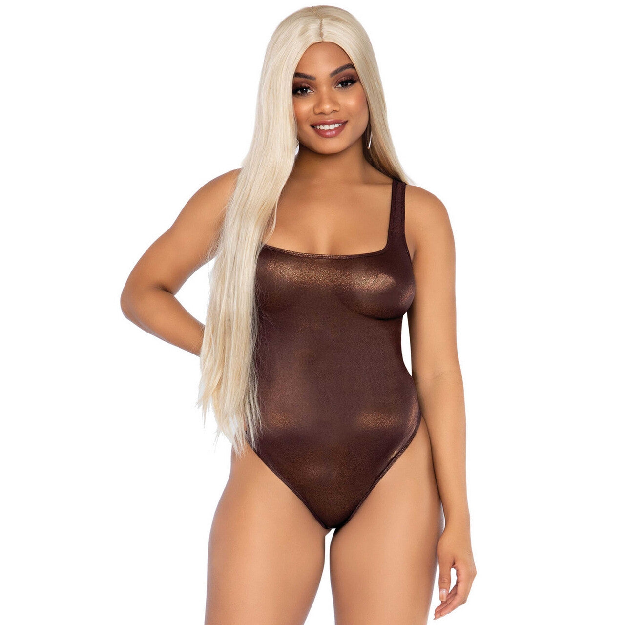 Op deze afbeelding zie je een Kostuums, van het merk Leg Avenue. Bronzen Spandex String Bodysuit Vrouw