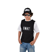 Op deze afbeelding zie je een Kostuums, van het merk Magic By Freddy's. Vest Swat Speciale Troepen Jongen