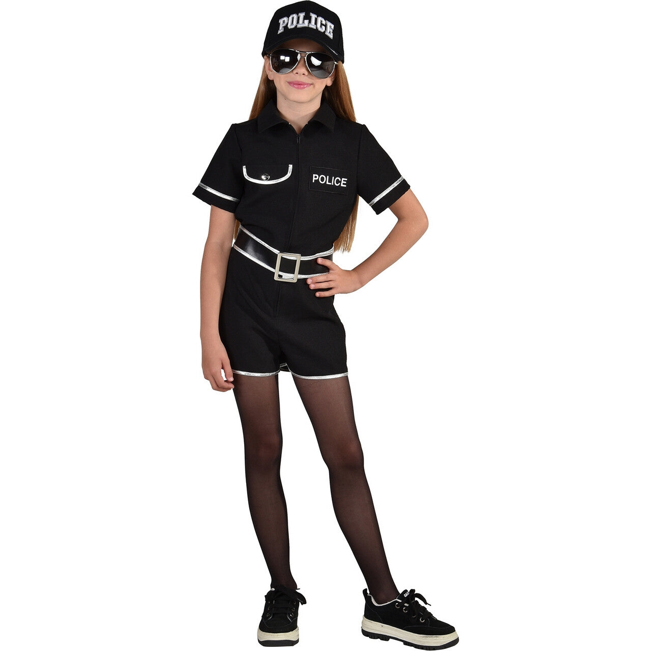 Op deze afbeelding zie je een Kostuums, van het merk Magic By Freddy's. Hanneke Handboei Strenge Politie Agente Zwart Meisje Kostuum