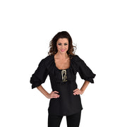 Op deze afbeelding zie je een Kostuums, van het merk Magic By Freddy's. Blouse Piraat Wind In De Zeilen Zwart Vrouw