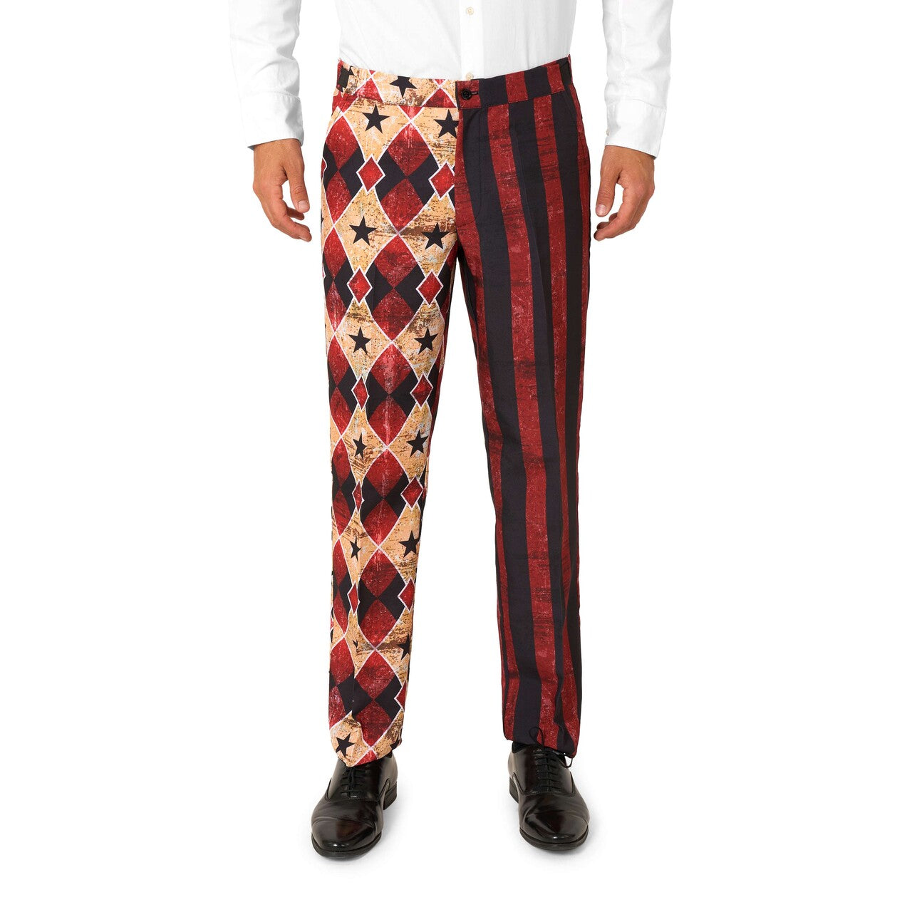 Op deze afbeelding zie je een Kostuums, van het merk Opposuits. Scary Clown Red Man Kostuum