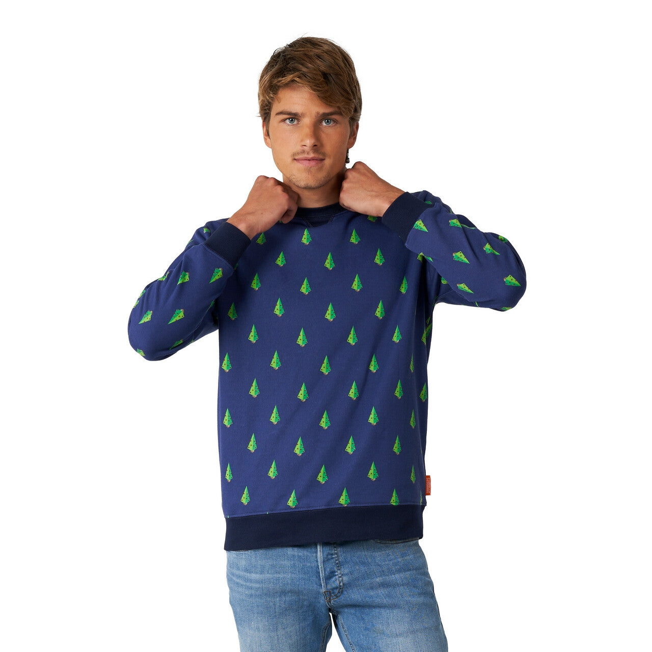 Op deze afbeelding zie je een Kostuums, van het merk Opposuits. Nette Xmas Tree Trui Man
