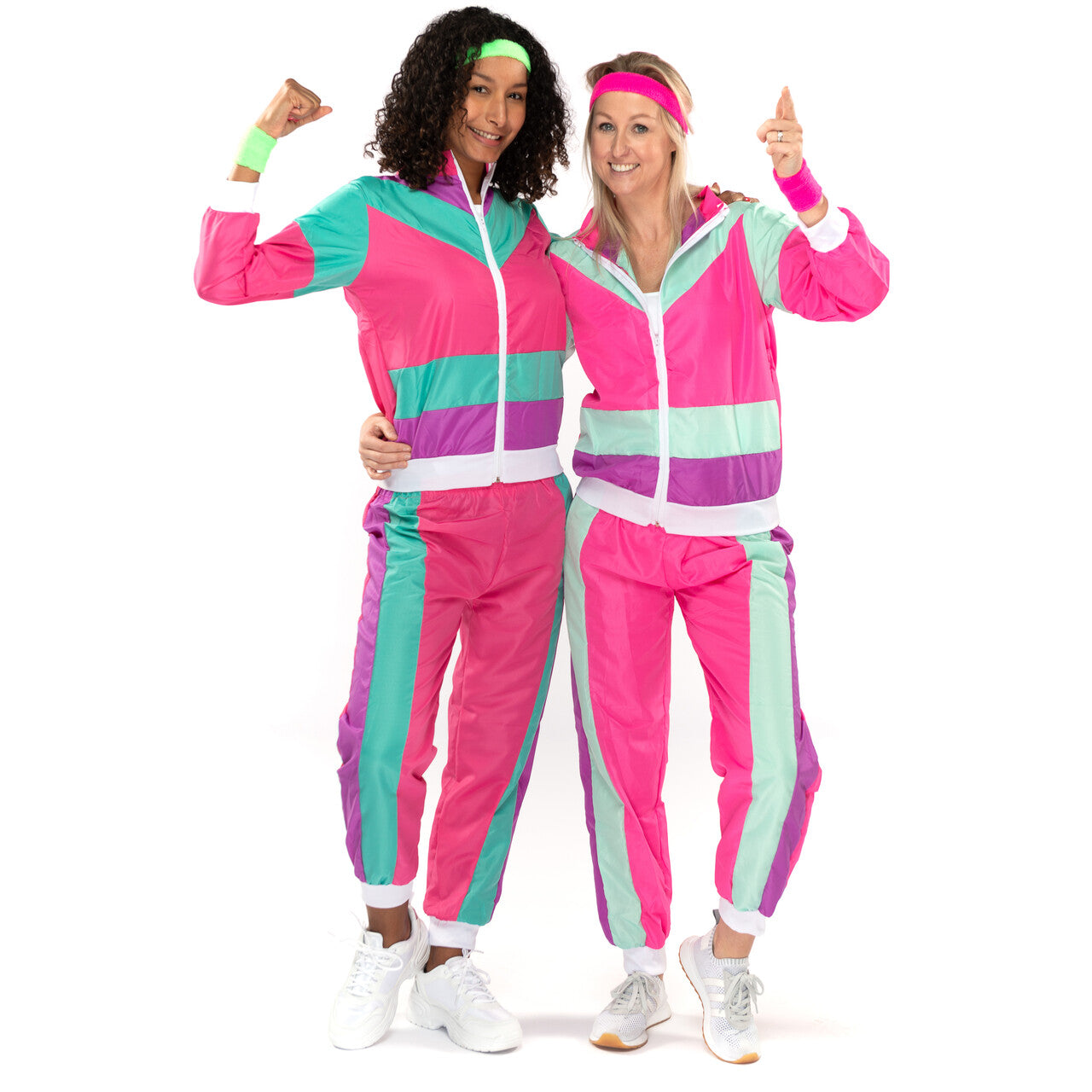 Op deze afbeelding zie je een Kostuums, van het merk Original Replicas. 80s Trainingspak Shining Shirley Vrouw Kostuum
