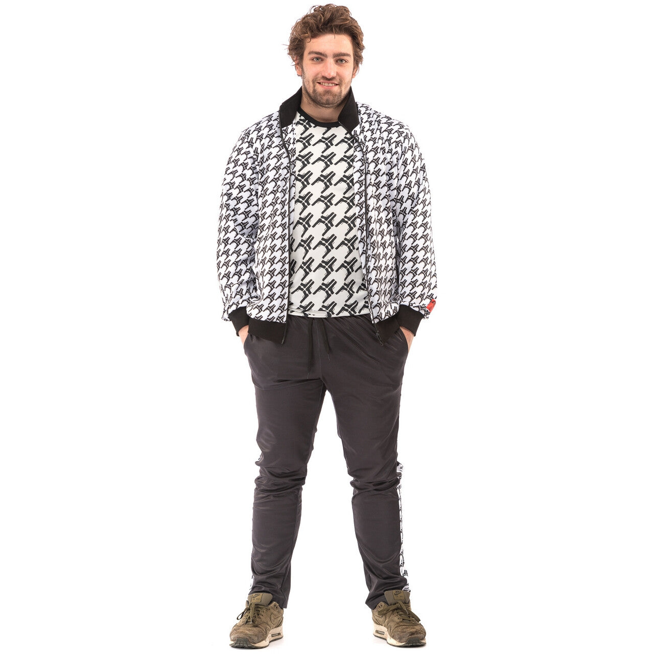 Op deze afbeelding zie je een Kostuums, van het merk Original Replicas. Pablo Discobar Festival Suit Pied De Pistola Kostuum