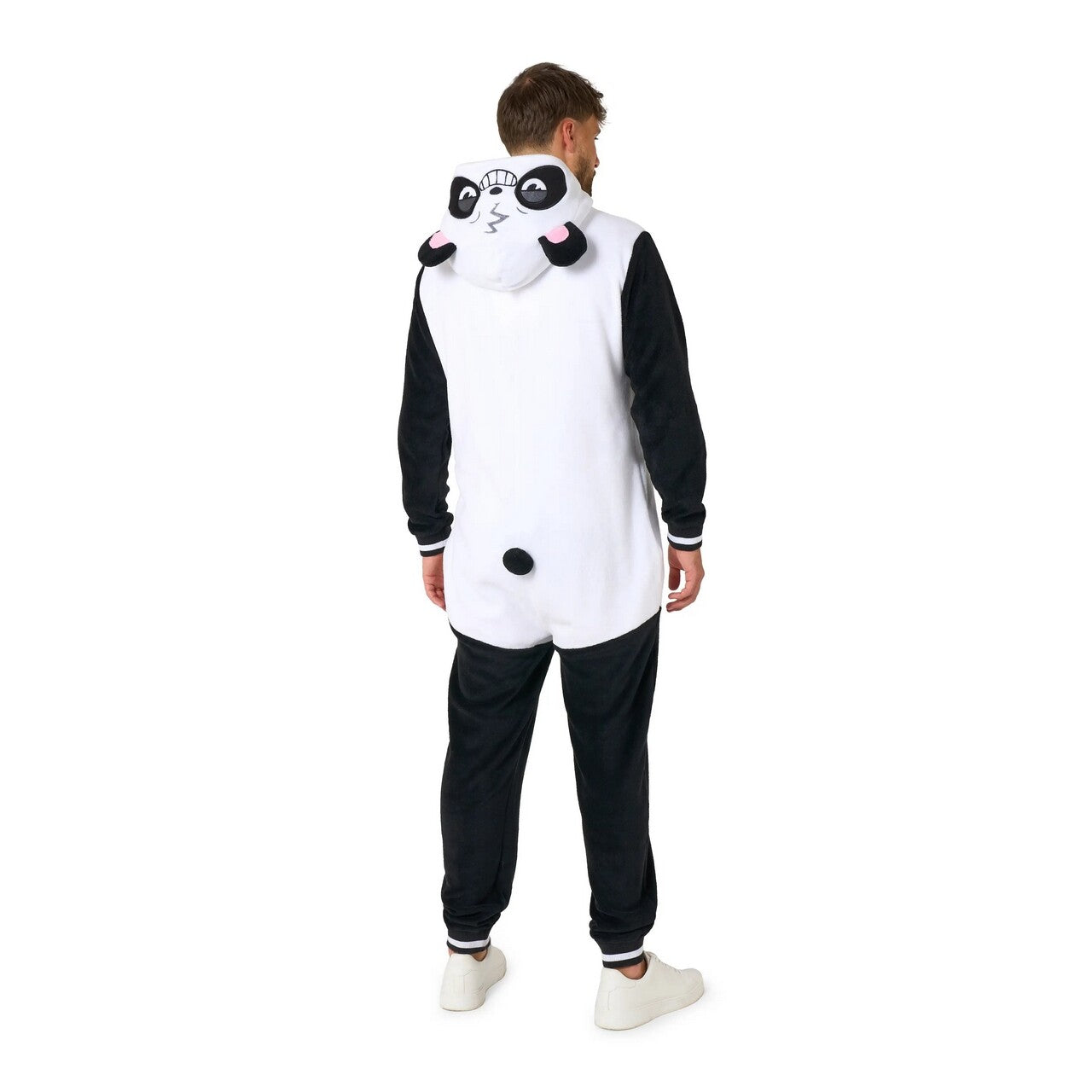 Op deze afbeelding zie je een Kostuums, van het merk Opposuits. Ping Xiao Po De Panda Relax Onesie Man Kostuum