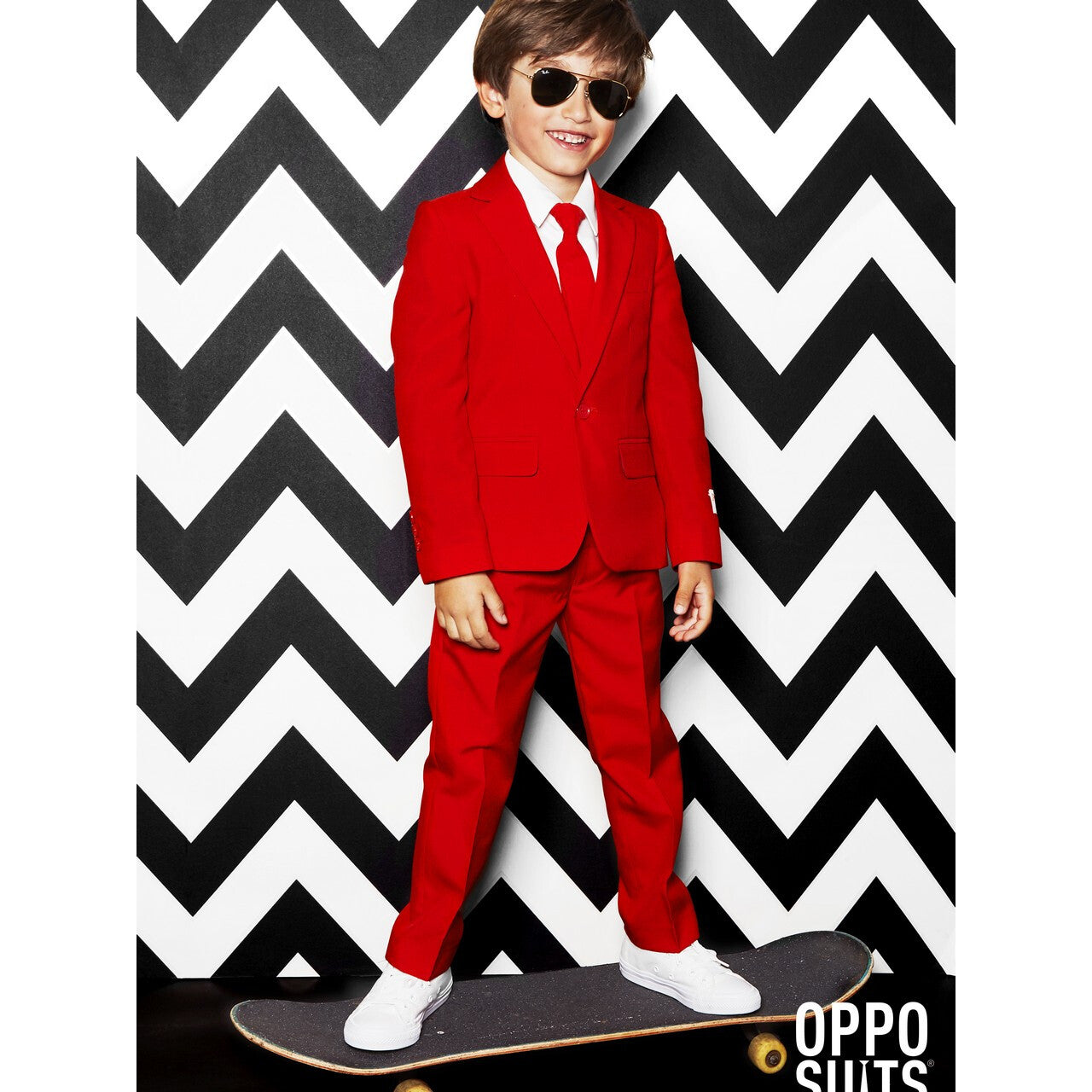 Op deze afbeelding zie je een Kostuums, van het merk Opposuits. Intense Red Devil Opposuit Jongen Kostuum