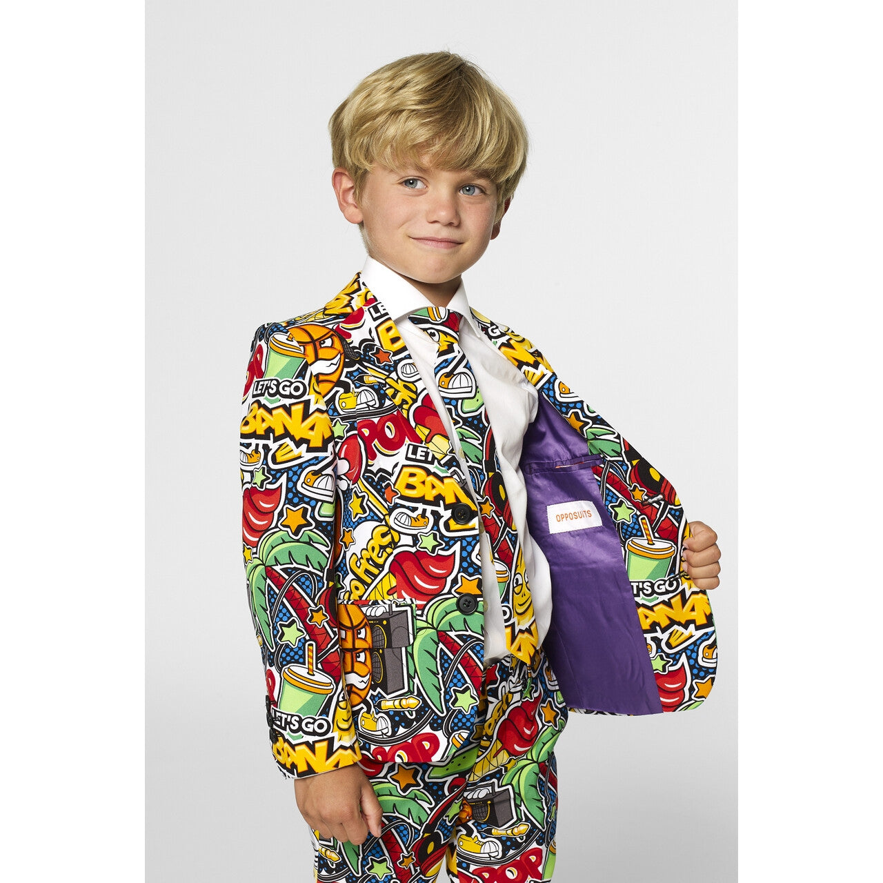 Op deze afbeelding zie je een Kostuums, van het merk Opposuits. Hippe Street Wise Stijl Jongen Kostuum