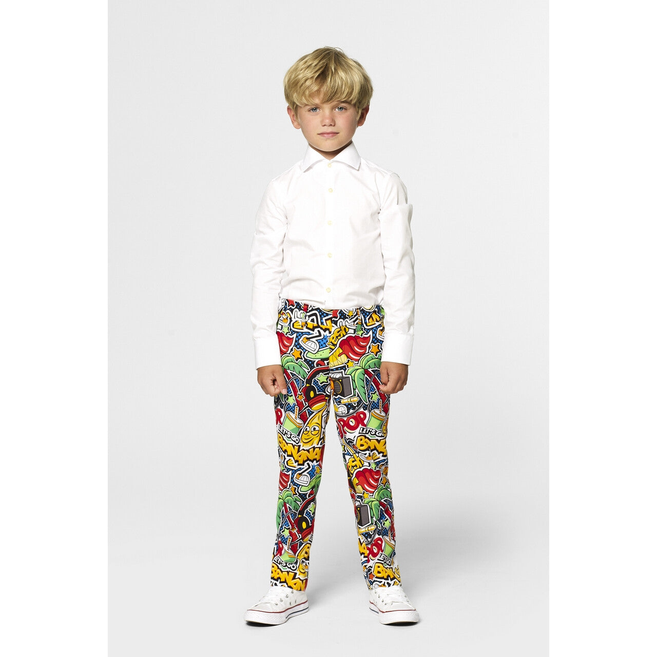 Op deze afbeelding zie je een Kostuums, van het merk Opposuits. Hippe Street Wise Stijl Jongen Kostuum