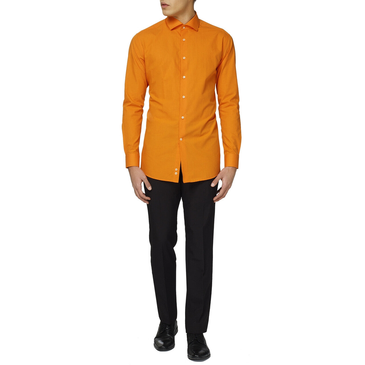 Op deze afbeelding zie je een Kostuums, van het merk Opposuits. Oranje Overhemd Lange Mouwen Man