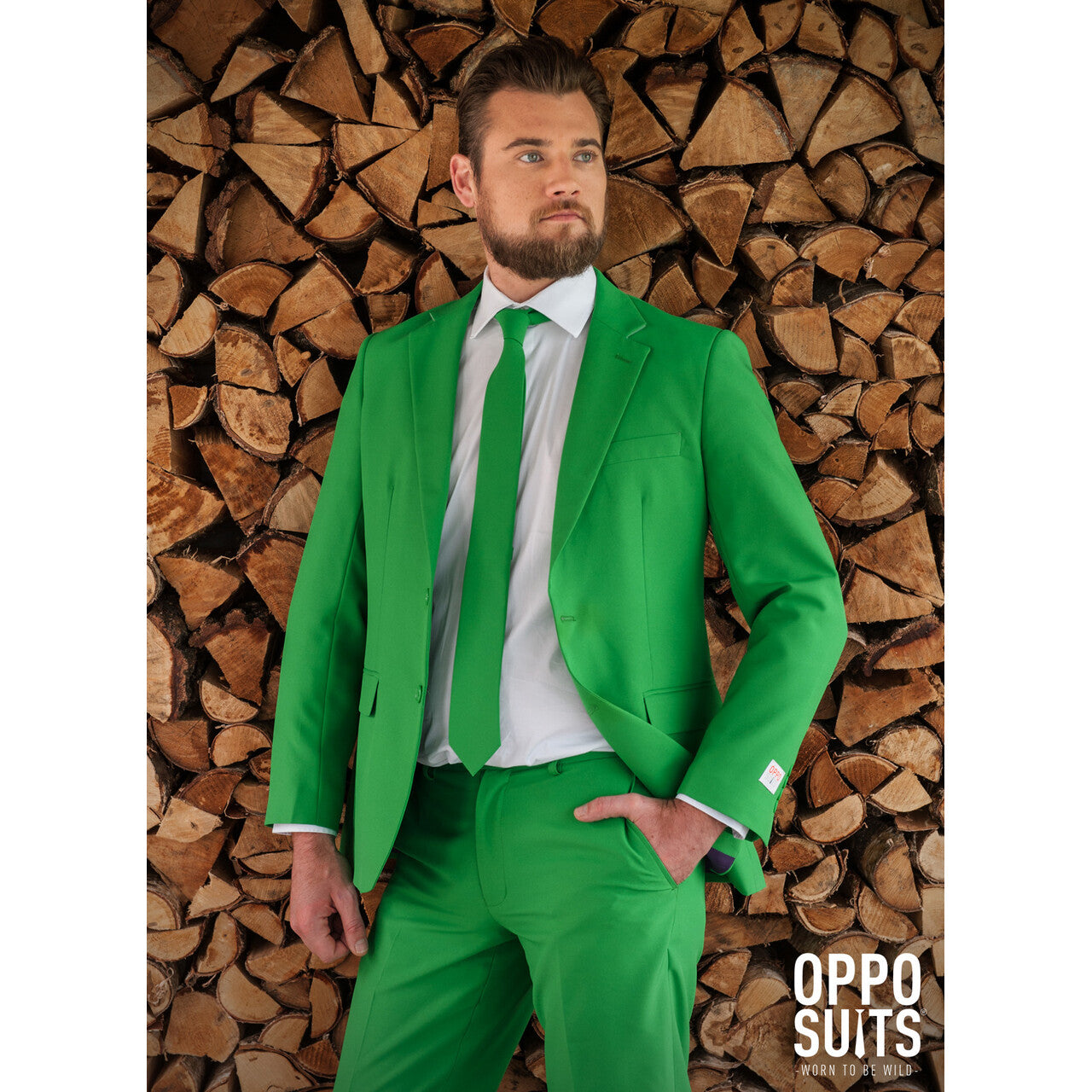 Op deze afbeelding zie je een Kostuums, van het merk Opposuits. Groen Evergreen Opposuit Kostuum Man