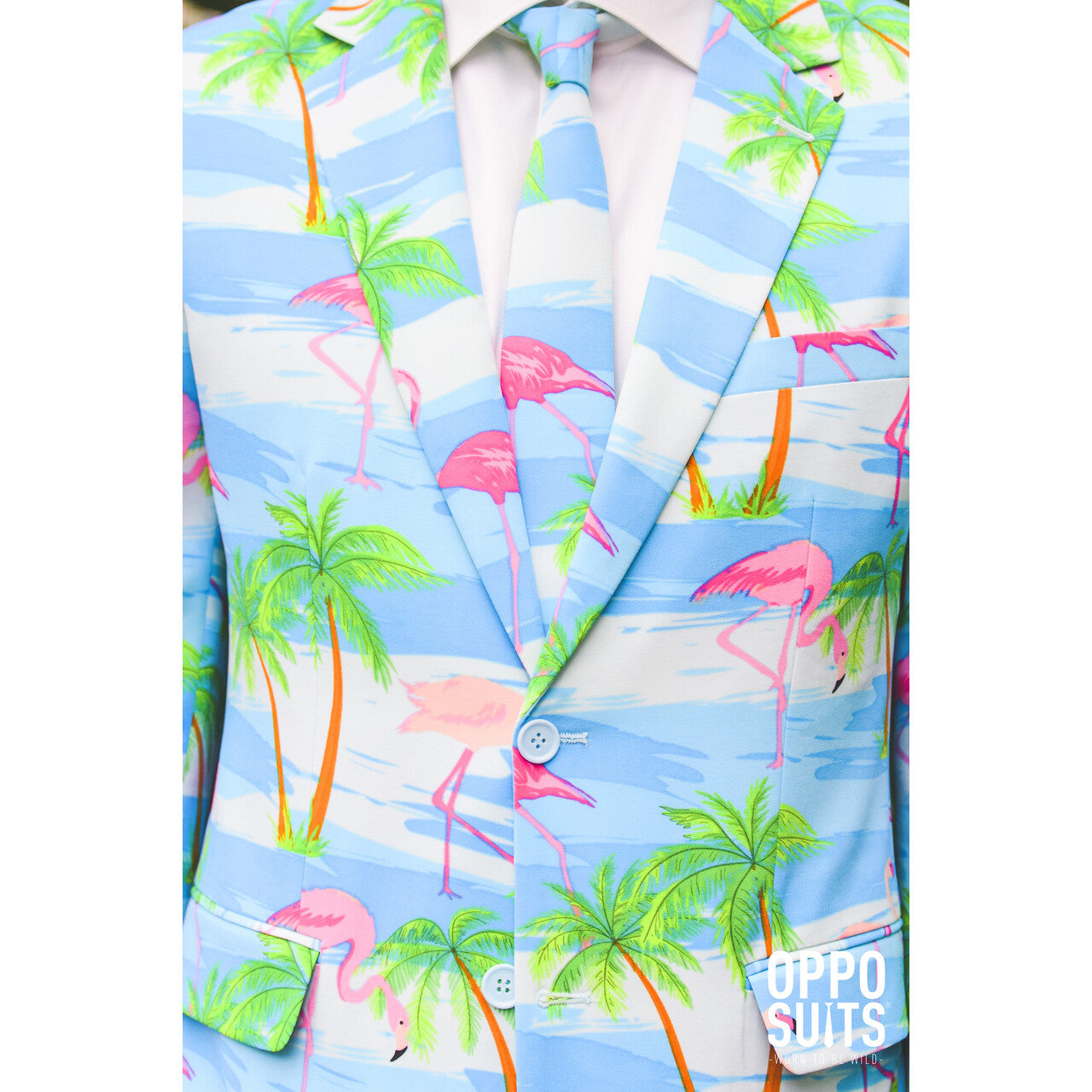 Op deze afbeelding zie je een Kostuums, van het merk Opposuits. Miami Flaminguy Opposuits Man Kostuum