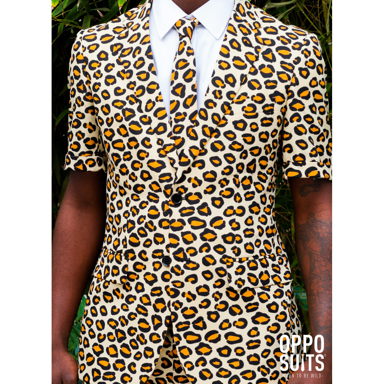 Op deze afbeelding zie je een Kostuums, van het merk Opposuits. Summer Festival Extravagant The Jag Opposuit Kostuum Man