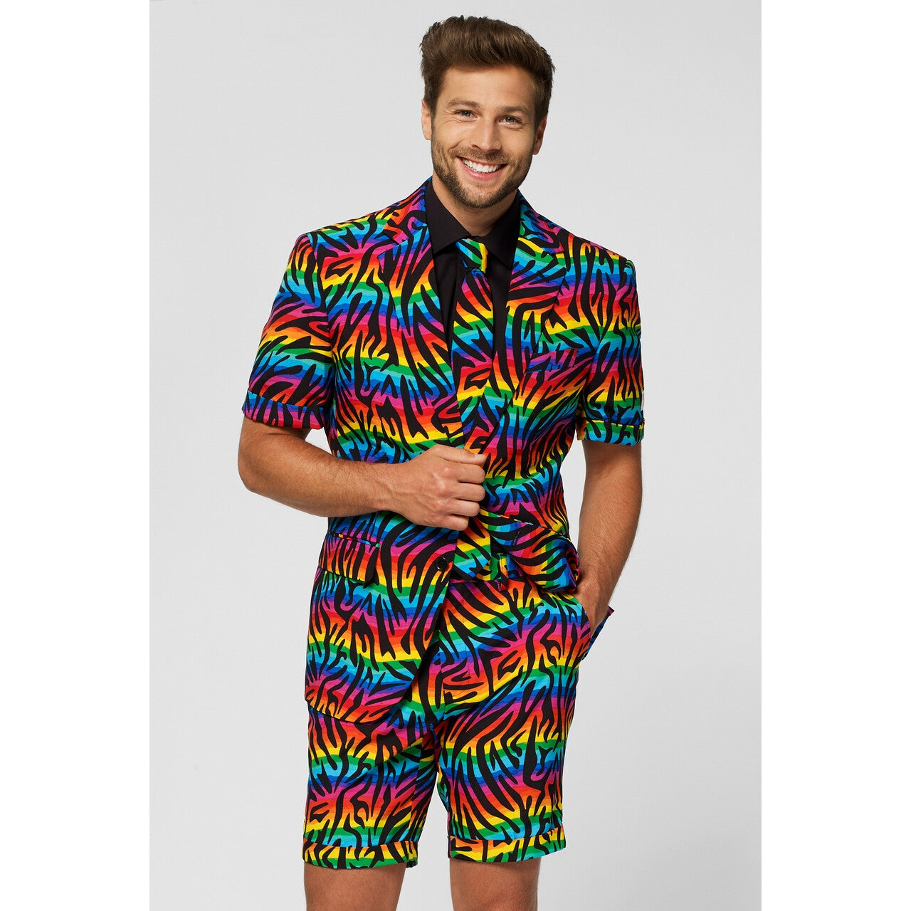 Op deze afbeelding zie je een Kostuums, van het merk Opposuits. Wild Rainbow Zomer Man Kostuum