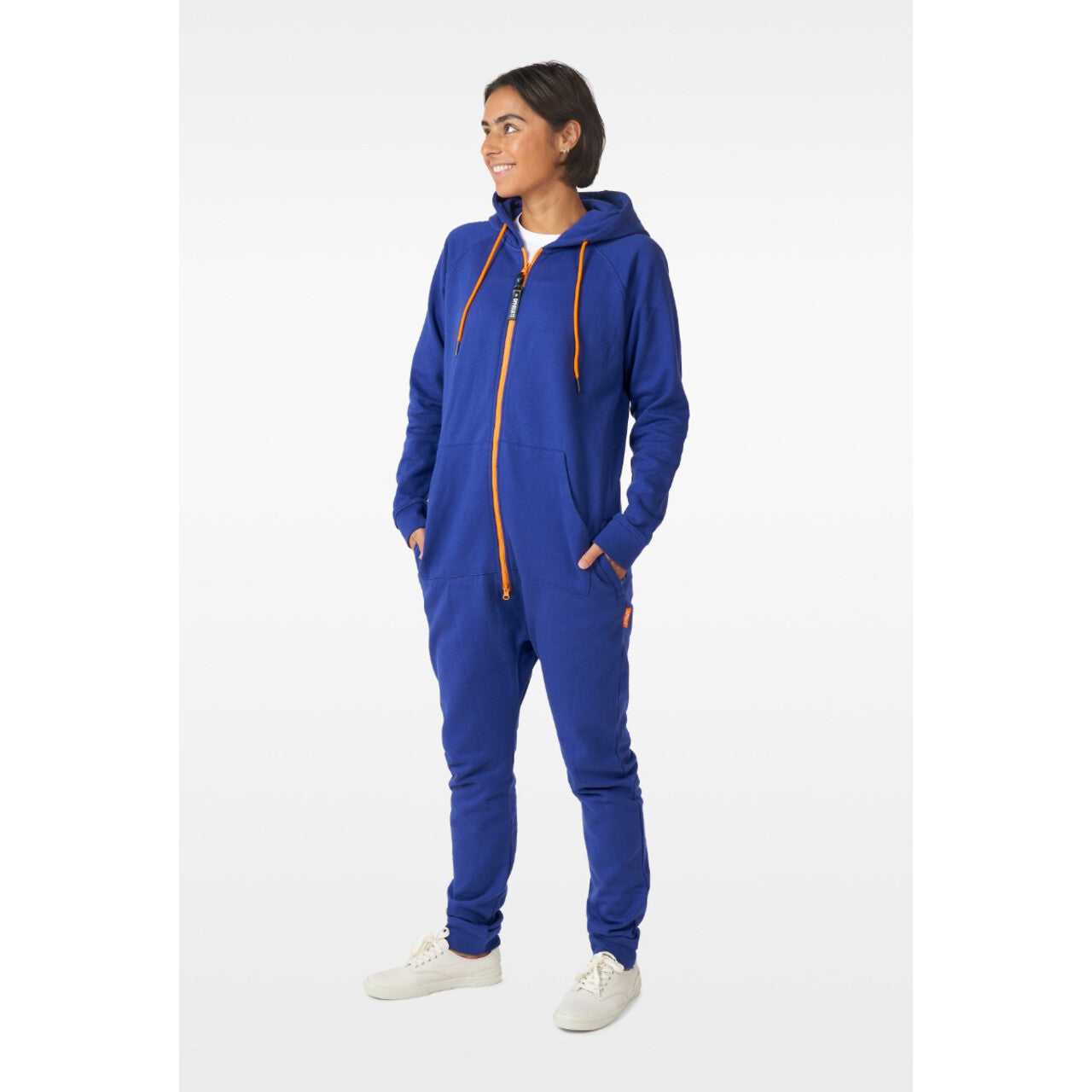 Op deze afbeelding zie je een Kostuums, van het merk Opposuits. Unisex Onesie Bankhanger Blauw Kostuum