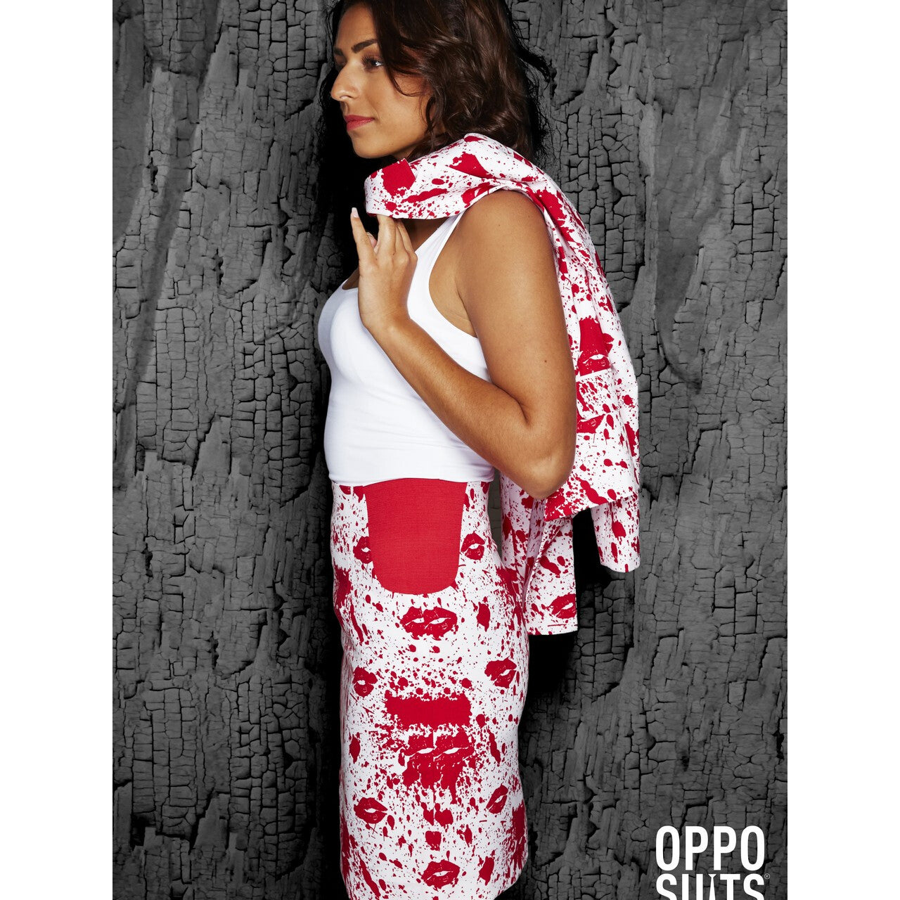 Op deze afbeelding zie je een Kostuums, van het merk Opposuits. Hotlips Scary Sherry Opposuit Vrouw Kostuum