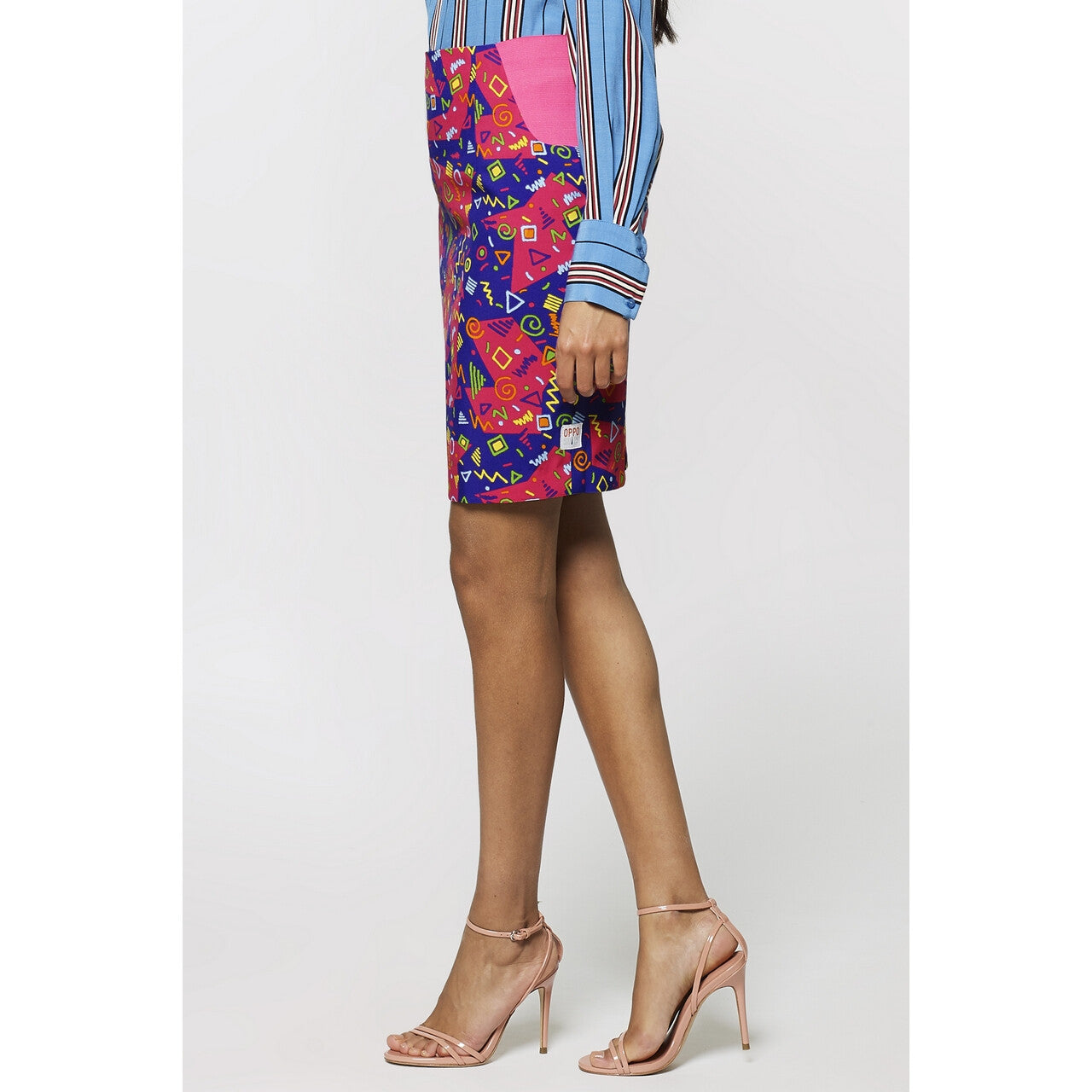 Op deze afbeelding zie je een Kostuums, van het merk Opposuits. The Fresh Princess Vrouw Kostuum