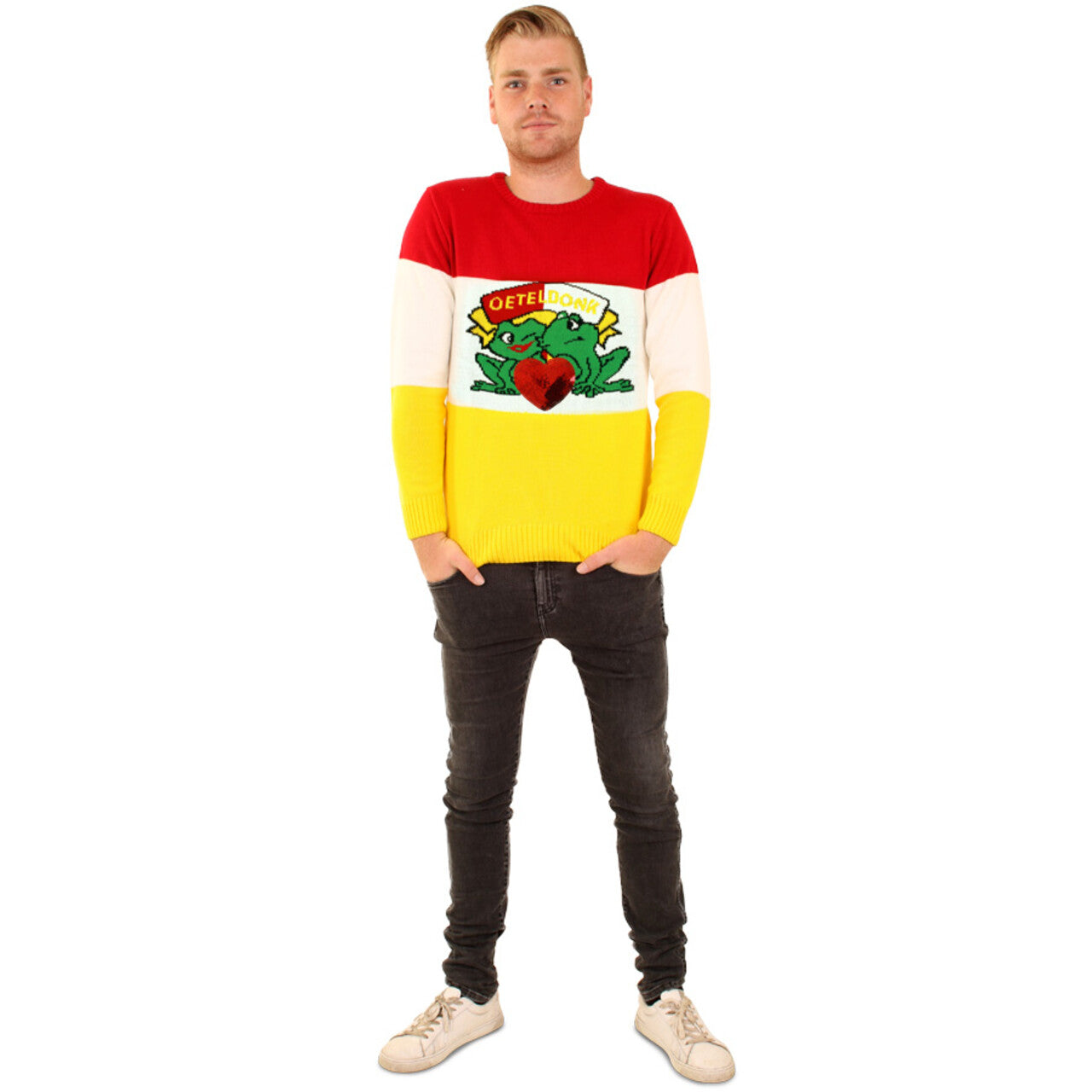 Op deze afbeelding zie je een Kostuums, van het merk PartyXplosion. Sweater Oeteldonk Carnaval Brede Strepen