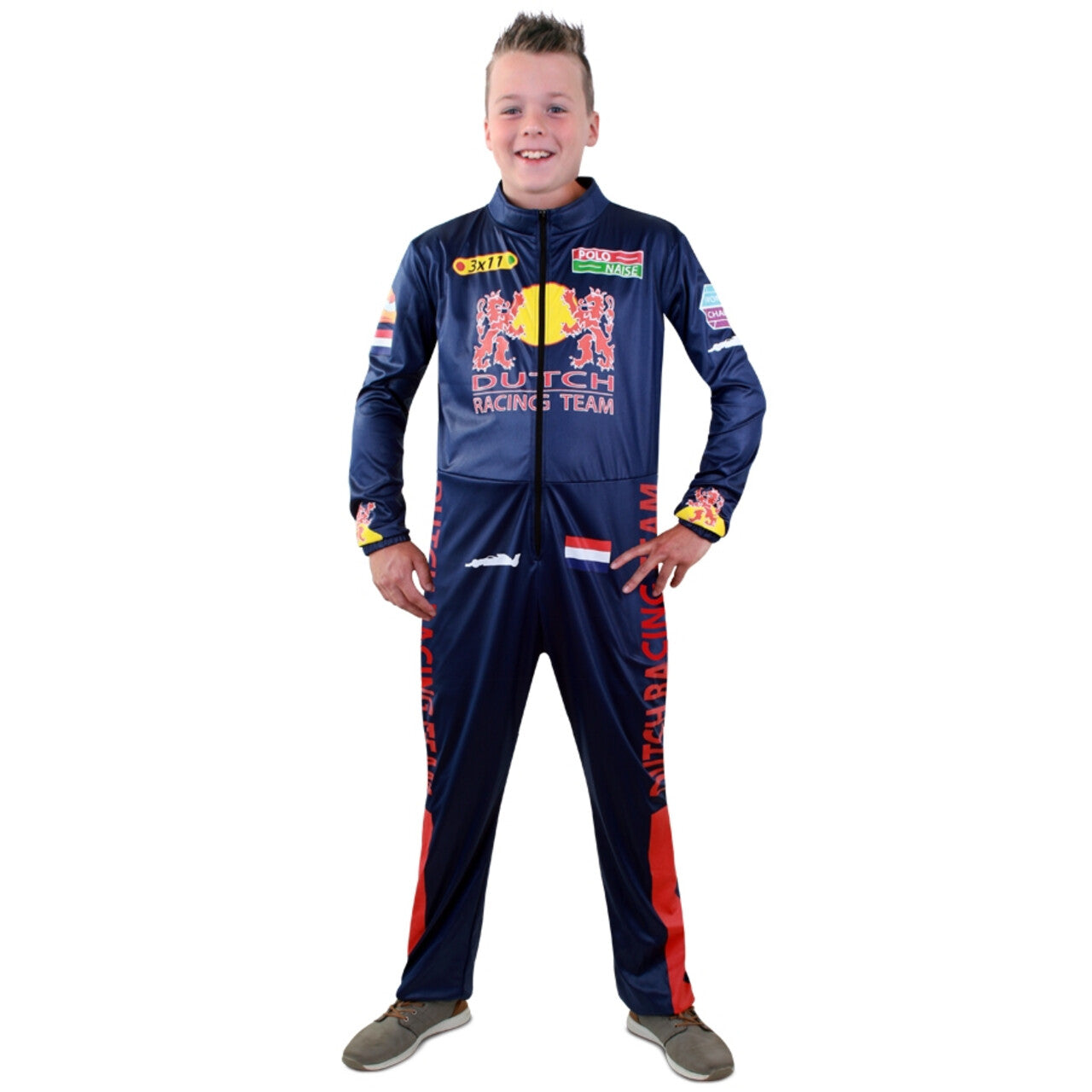 Op deze afbeelding zie je een Kostuums, van het merk PartyXplosion. Razendsnelle Formule 1 Race Overall Max Jongen Kostuum