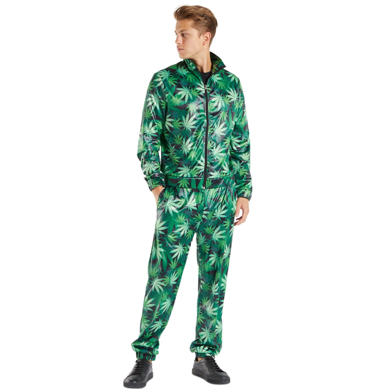 Op deze afbeelding zie je een Kostuums, van het merk PartyXplosion. Trainingspak Ziggy Wiet Heren Man Kostuum