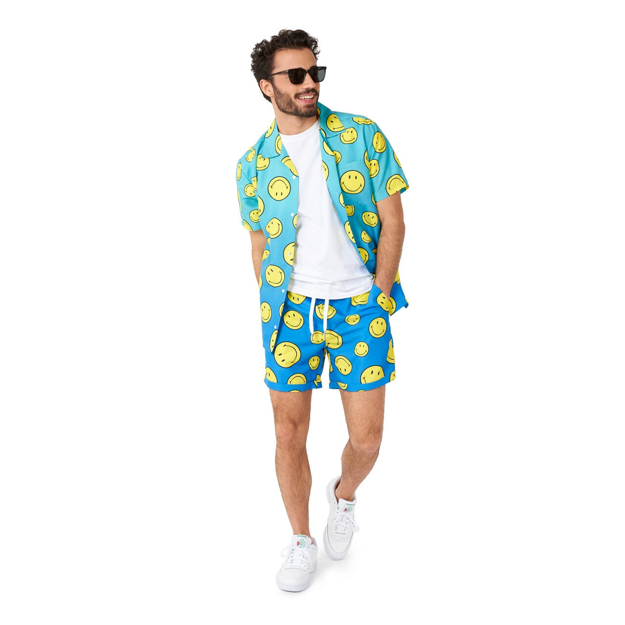 Op deze afbeelding zie je een Kostuums, van het merk Opposuits. Happy Summer Smiles Man Kostuum