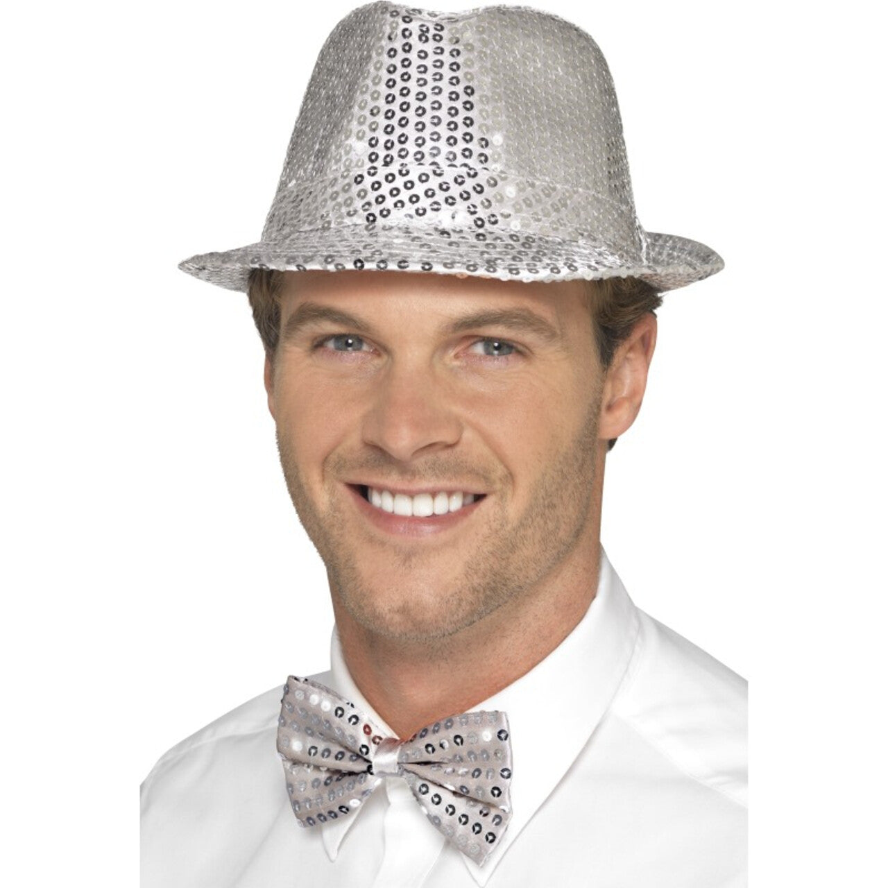 Op deze afbeelding zie je een Accessoires, van het merk Smiffy's. Musical Pailletten Hoed Zilver