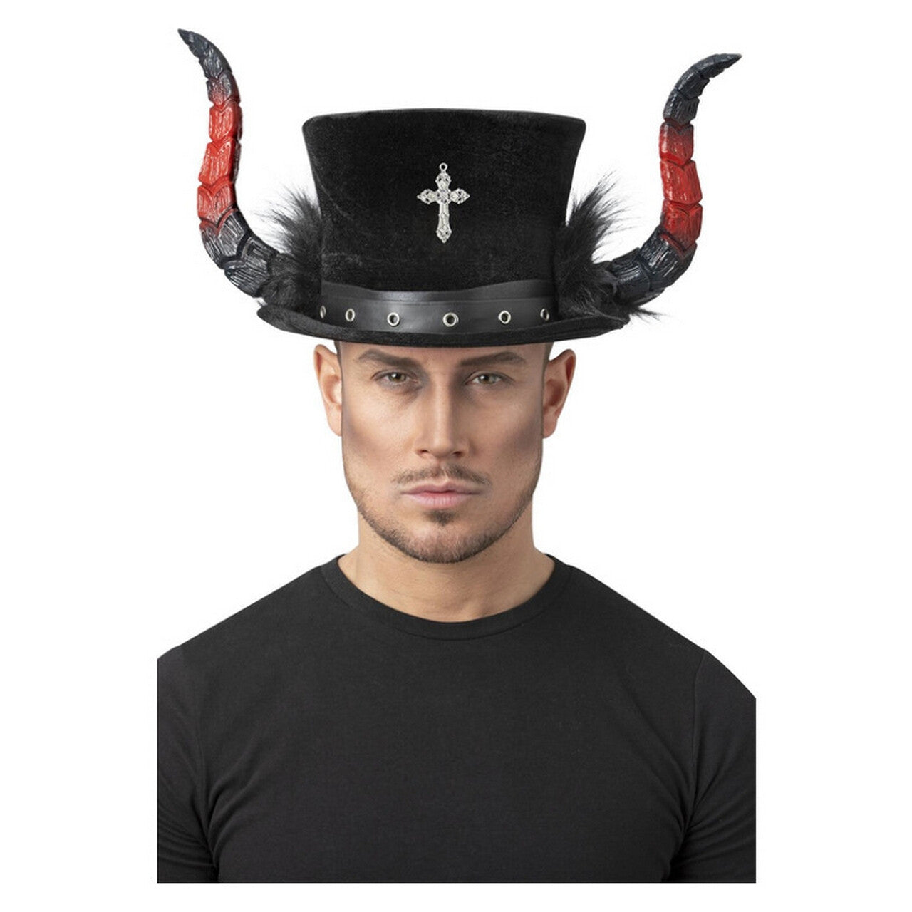 Op deze afbeelding zie je een Accessoires, van het merk Smiffy's. Deluxe Meester Der Duivels Hoed Met Hoorns