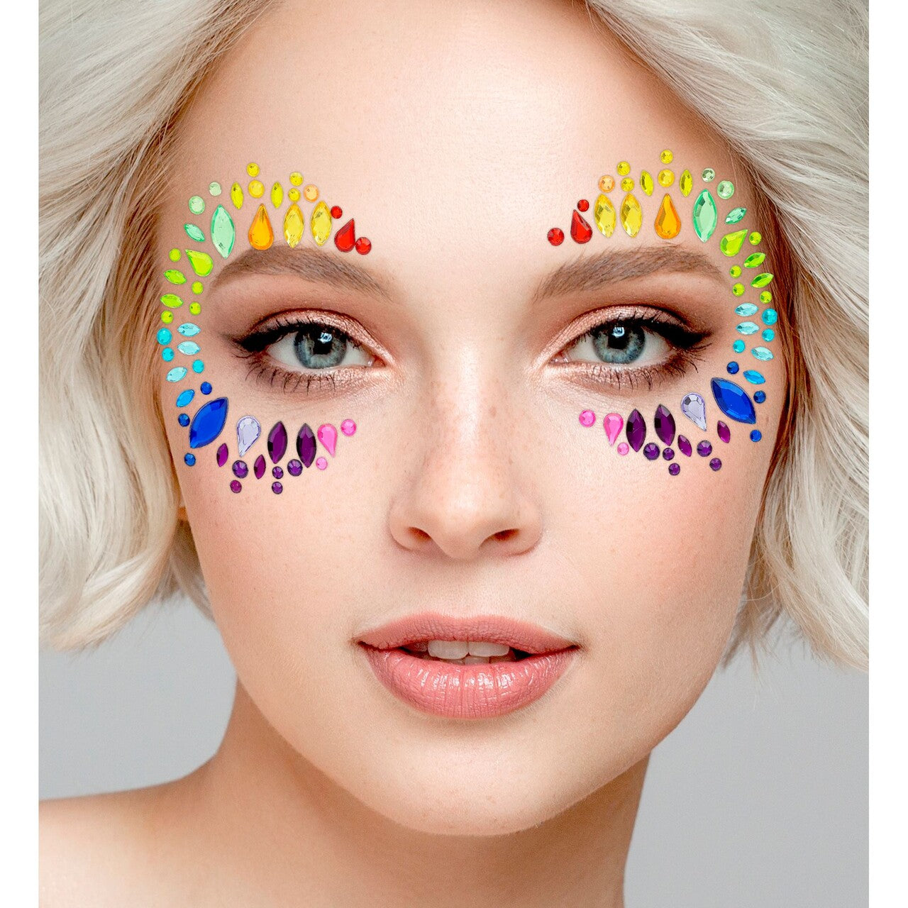 Op deze afbeelding zie je een Decoratie, van het merk Widmann. Gezicht Stickers Pride Queen