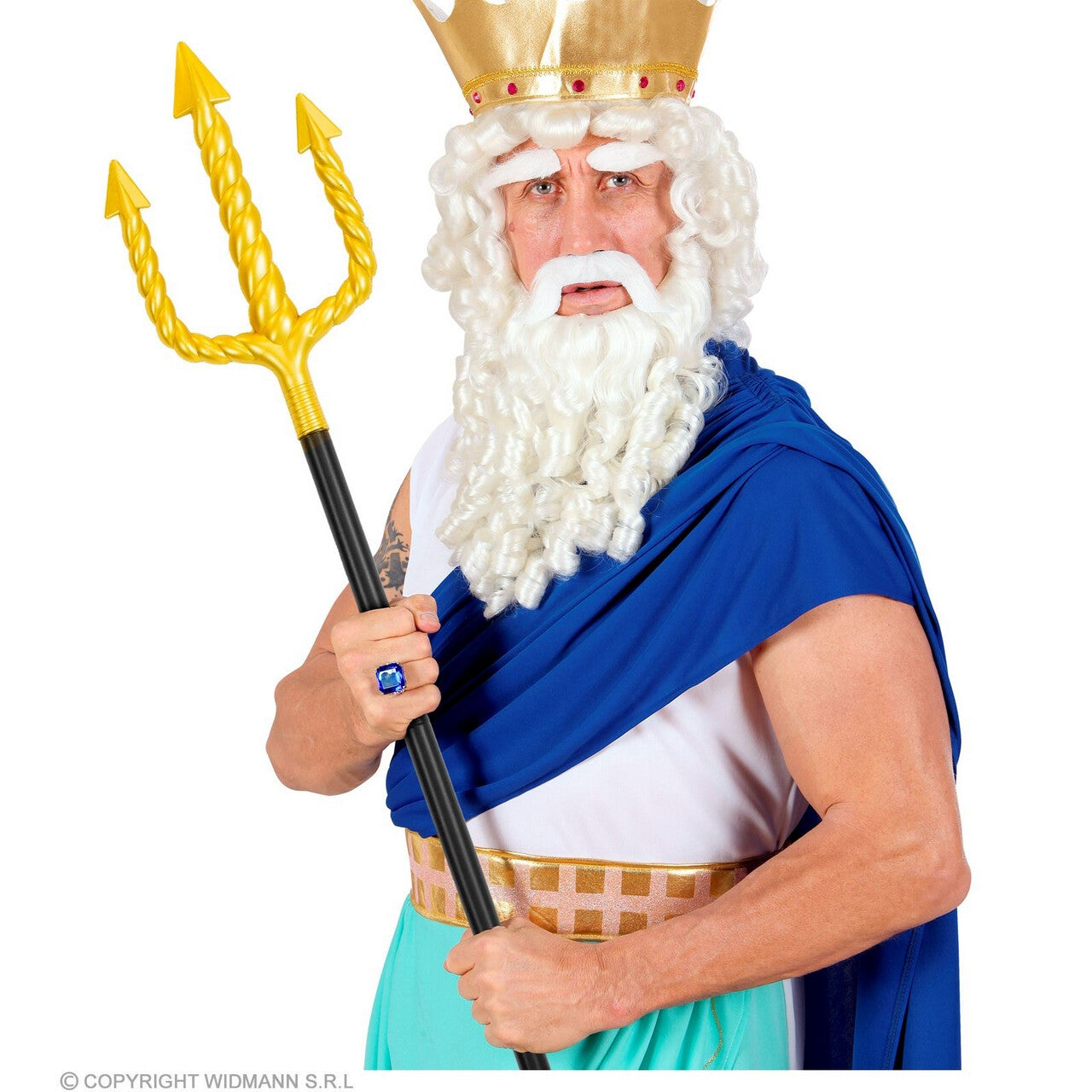 Op deze afbeelding zie je een Accessoires, van het merk Widmann. Neptunus Drietand Goud 137 Cm