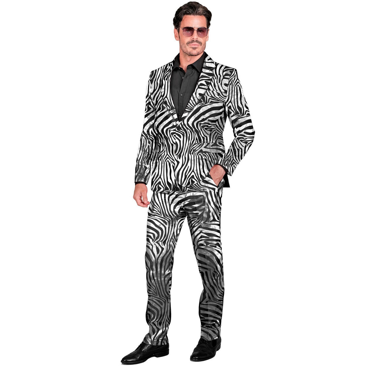 Op deze afbeelding zie je een Kostuums, van het merk Widmann. Foute Glamour Zebra Zilver Man Kostuum